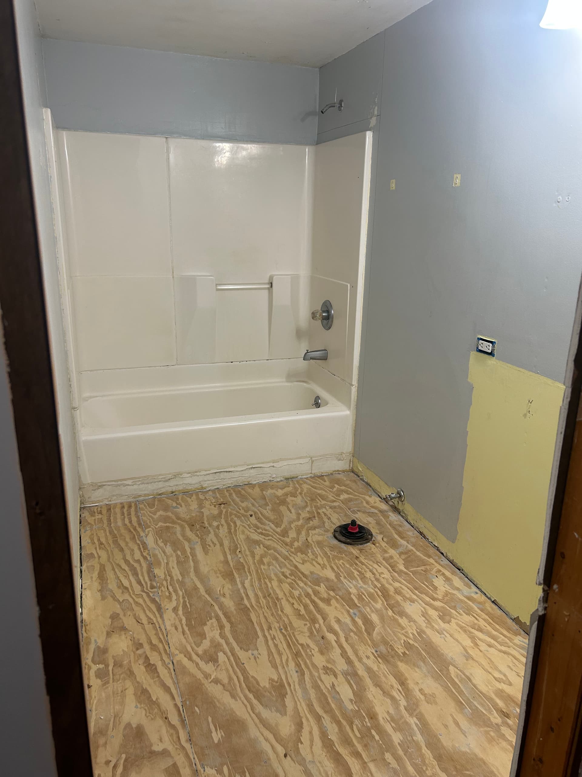 Gallery photos for Bathroom Remodel in Bryan OH Goes From Worn Out to Modern: Image #7