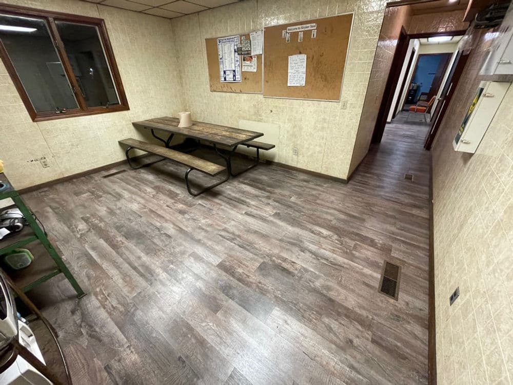 Gallery photos for Elevating Spaces with Beautiful New Flooring: Image #25