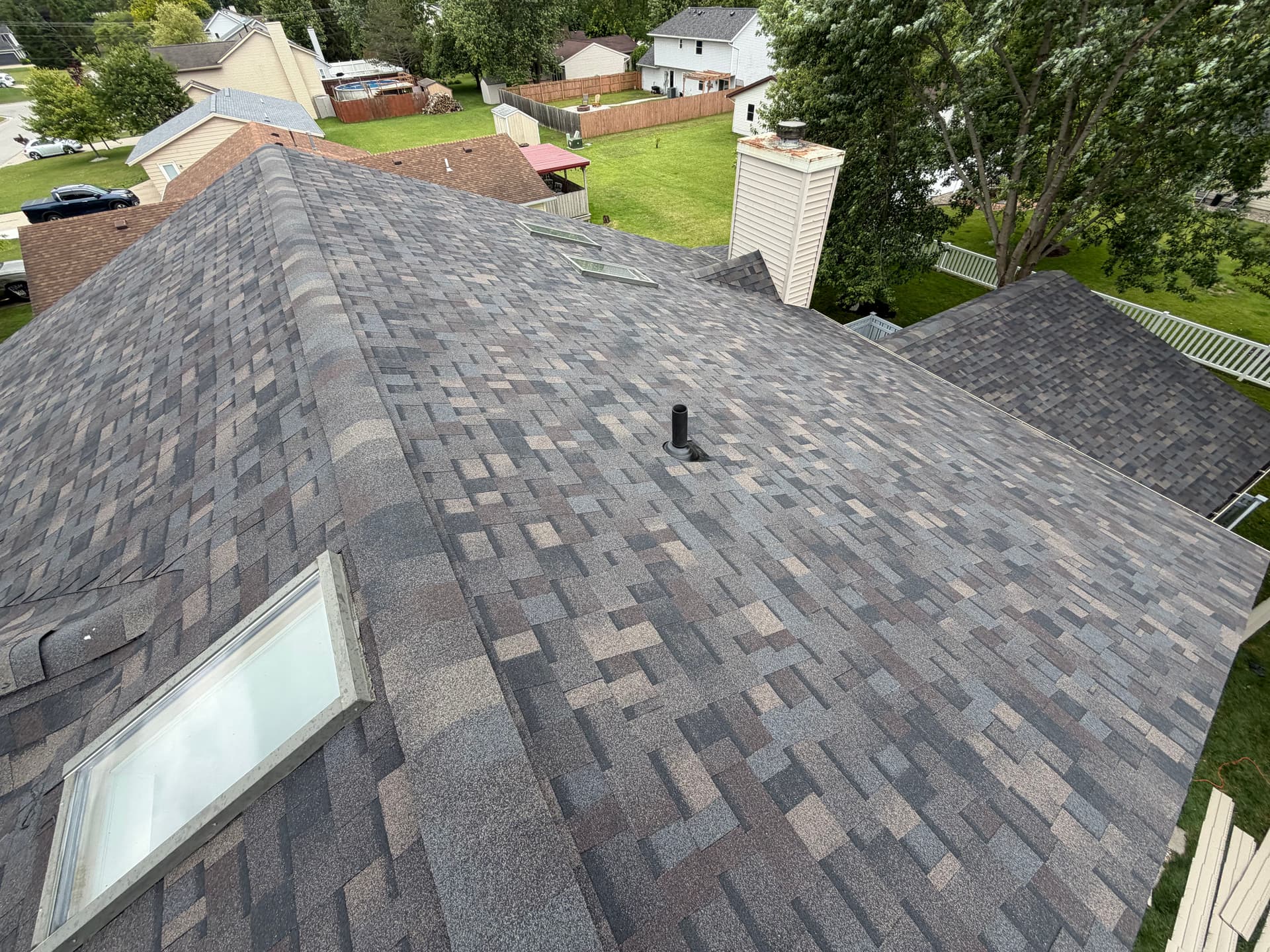 Gallery photos for Roof Replacement in Bryan Ohio with Owens Corning Black Sable: Image #6