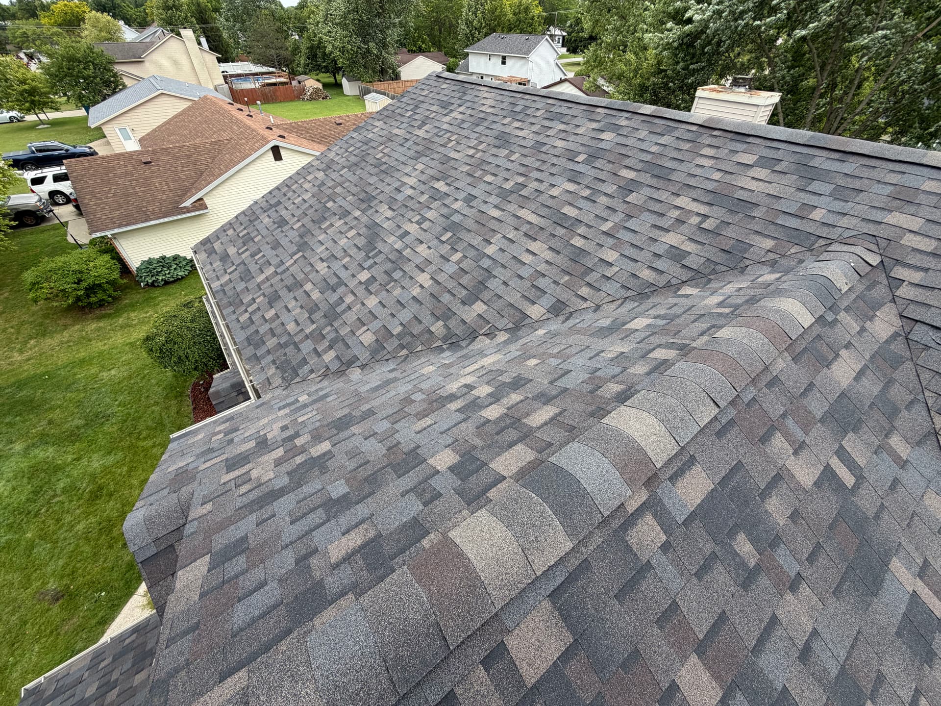 Gallery photos for Roof Replacement in Bryan Ohio with Owens Corning Black Sable: Image #5