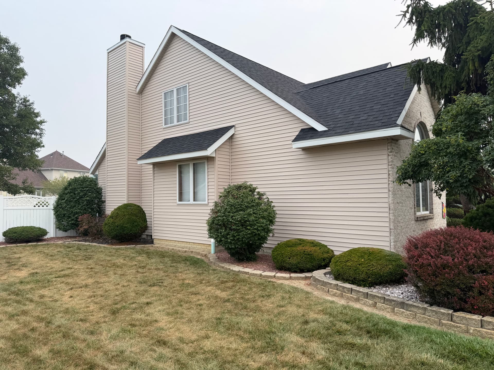 Gallery photos for Complete Siding and Fascia Replacement in Bryan Ohio: Image #2