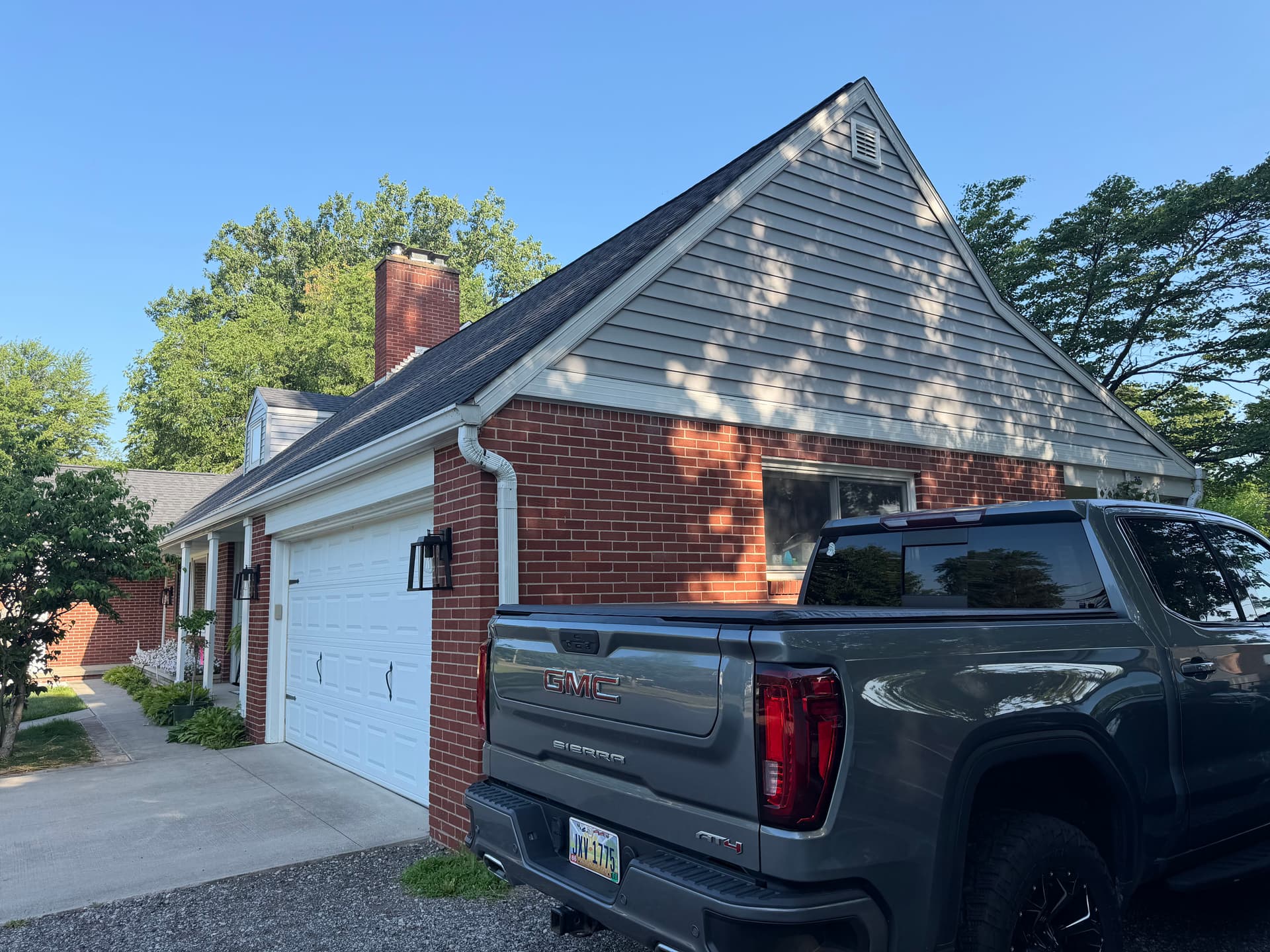 Gallery photos for Siding Replacement on a Bryan Ohio Brick Home: Image #4