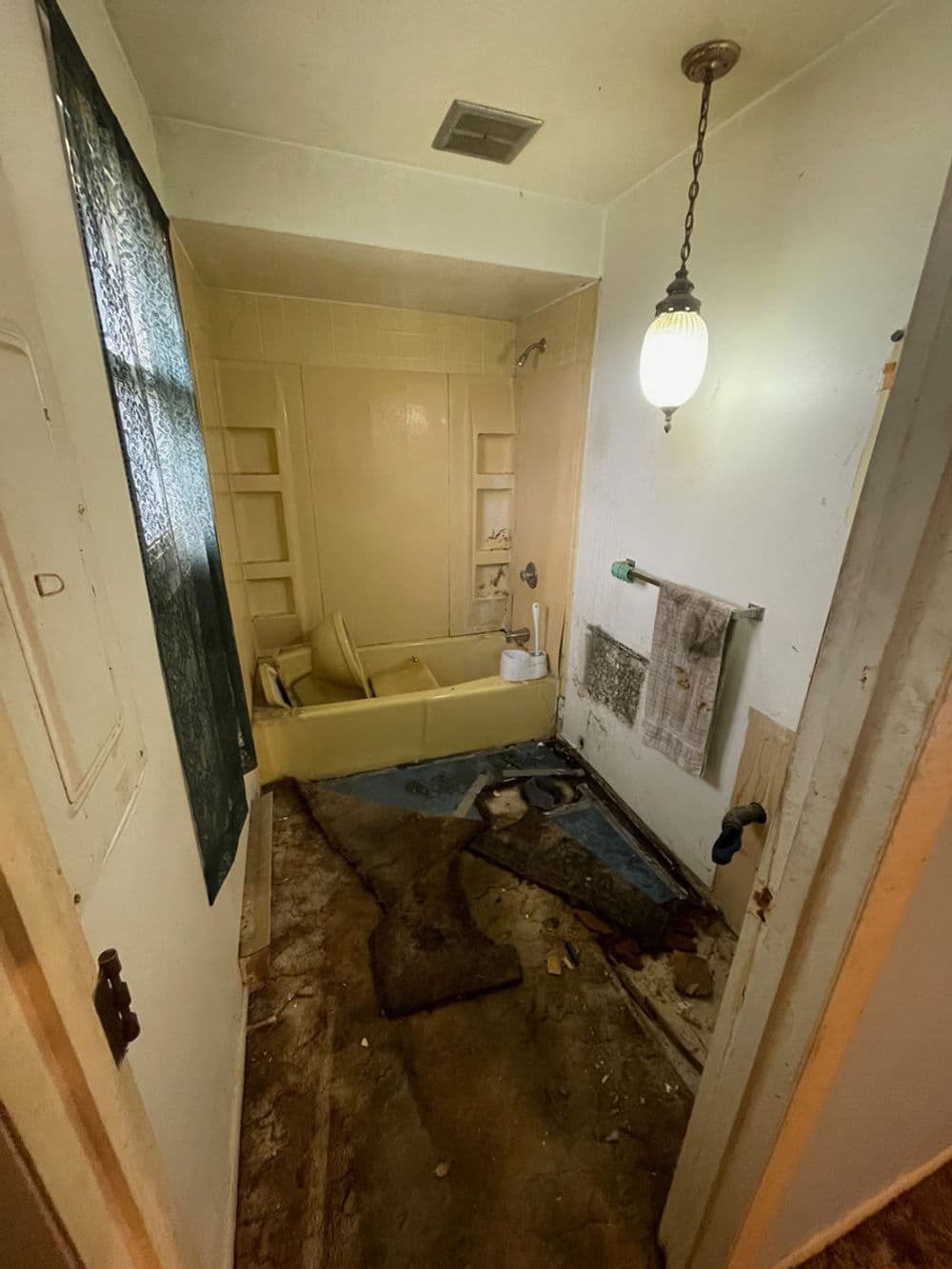 Gallery photos for Extensive Demolition and Renovation in Bryan OH: Image #8